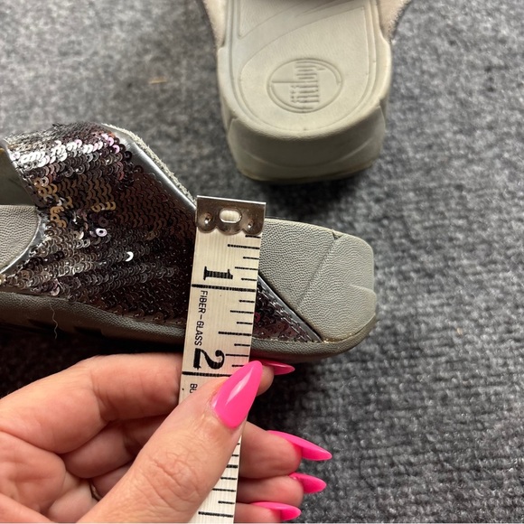 FITFLOP Women’s Grey Lulu Glitter Toe-Post Sandals Flip Flops size: 8 - Picture 9 of 10